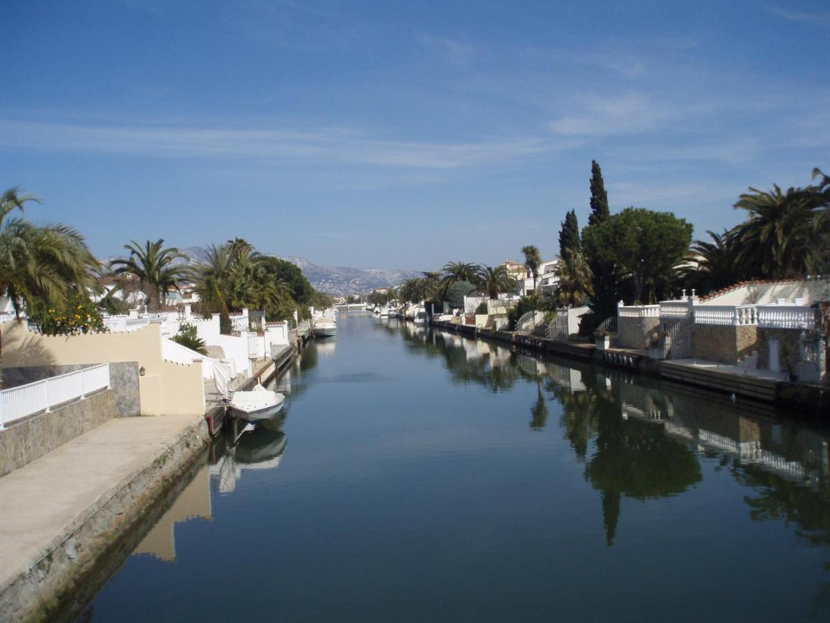 Apartamento Renovado, Luminoso, A 300M De La Playa Leilighet Empuriabrava Eksteriør bilde